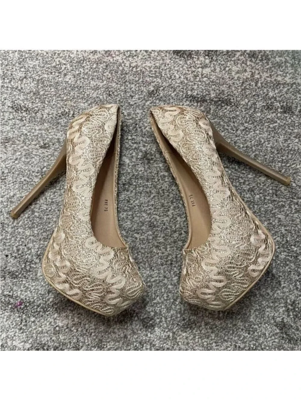 Women's Lace Heels Size 7.5